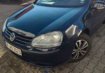 VW Golf 203.000 km 2.500 &euro; Ebersbach 73061