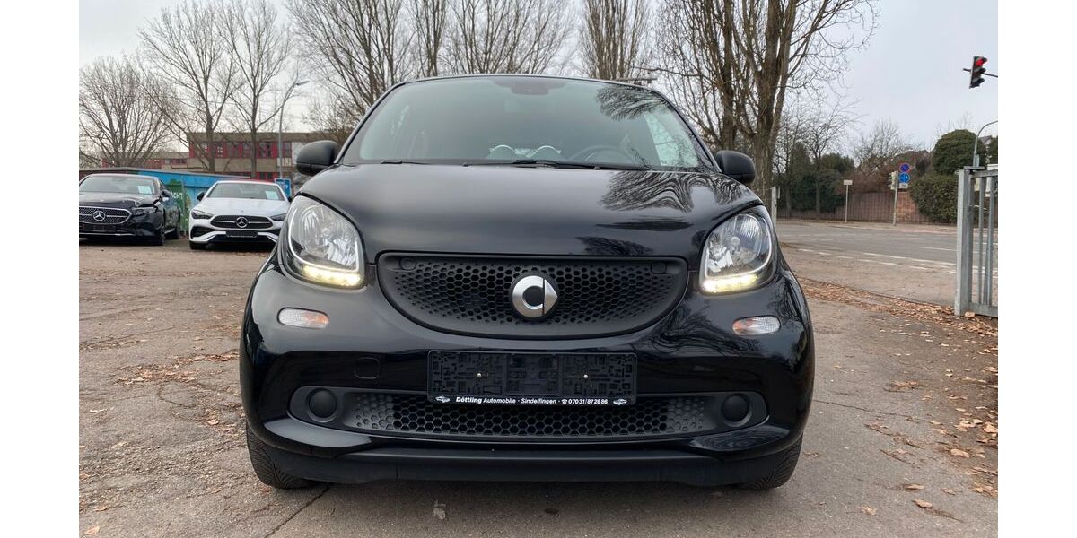 Smart ForFour 32.500 km 11.900 &euro; Sindelfingen 71065