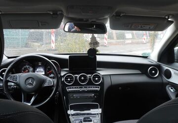 Mercedes-Benz C 300 99.000 km 19.990 &euro; Stuttgart 70565