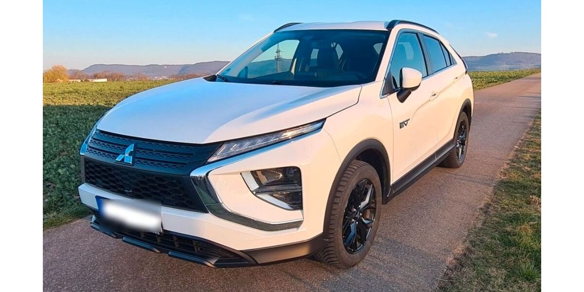 Mitsubishi Eclipse Cross 73.500 km 16.700 &euro; Stuttgart 70435