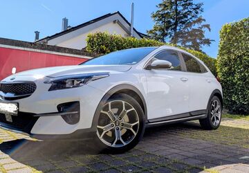 Kia XCeed 70.000 km 18.700 &euro; Esslingen a.N. 73733