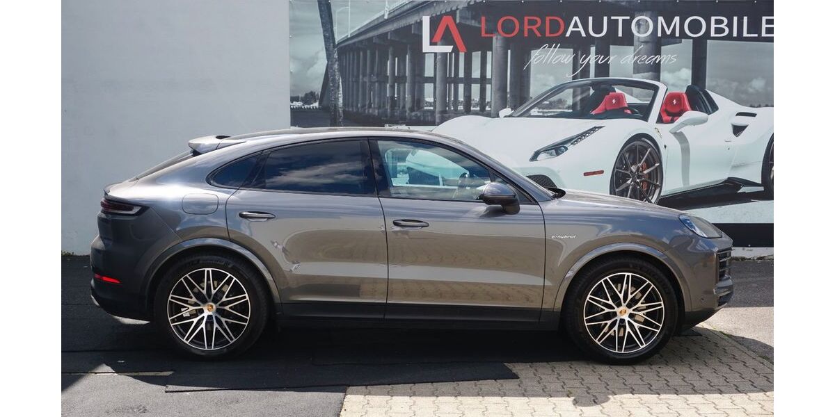 Porsche Cayenne 23.900 km 95.999 &euro; Stuttgart 70499