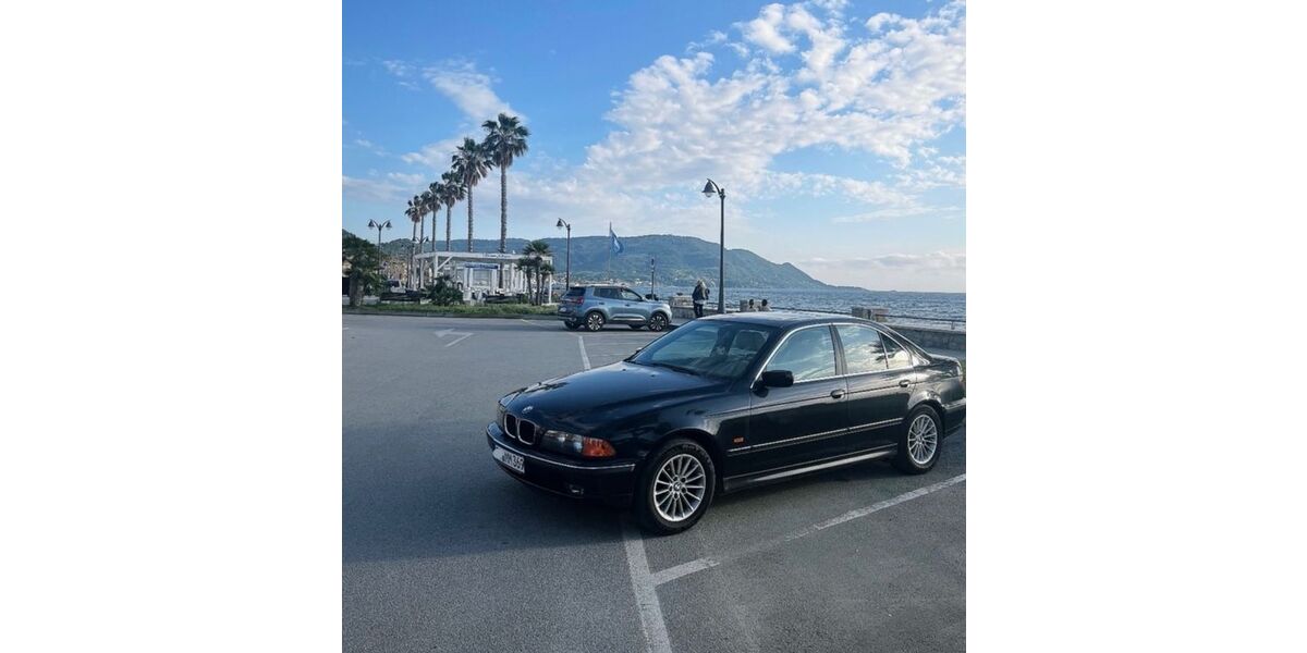 BMW 528 167.000 km 7.560 &euro; Ebersbach an der fils 73061