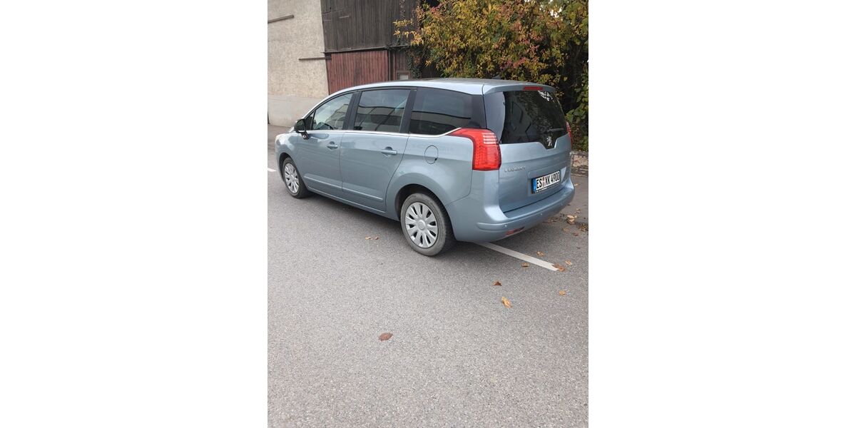 Peugeot 5008 183.000 km 3.950 &euro; Filderstadt 70794