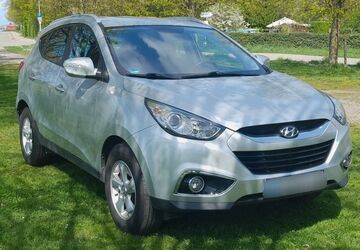 Hyundai ix35 96.100 km 12.500 &euro; Ludwigsburg 71638