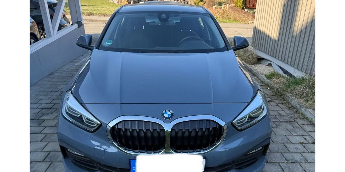 BMW 118 98.000 km 15.500 &euro; Stuttgart 70190