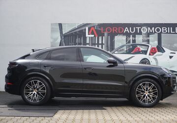 Porsche Cayenne 11.500 km 109.790 &euro; Stuttgart 70499