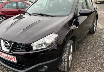 Nissan Qashqai 180.700 km 7.399 &euro; MÖNSHEIM 71297