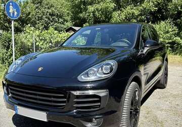 Porsche Cayenne 61.000 km 49.800 &euro; Eberdingen 71735