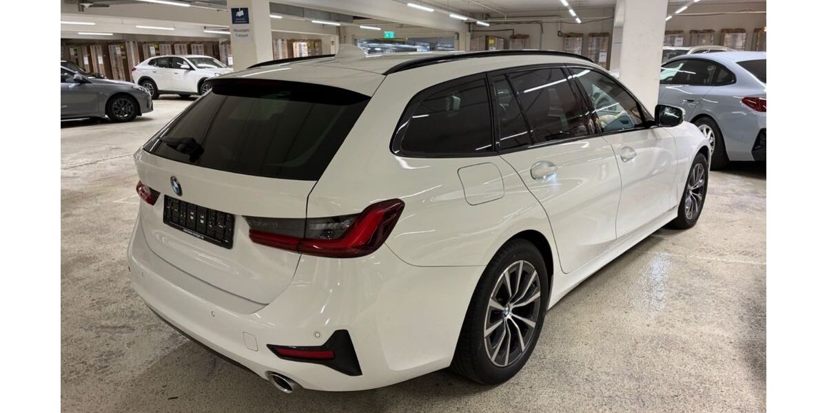 BMW 320 69.870 km 27.900 &euro; Stuttgart 70437