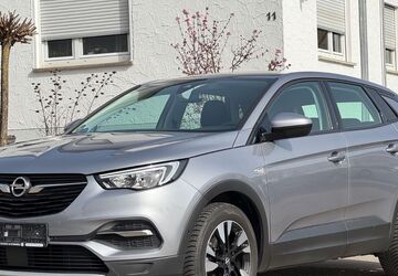 Opel Grandland (X) 13.905 km 18.490 &euro; Walddorfhäslach (bei Stuttgart) 72141