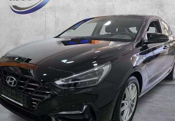 Hyundai i30 53.144 km 17.390 &euro; Stuttgart 70469