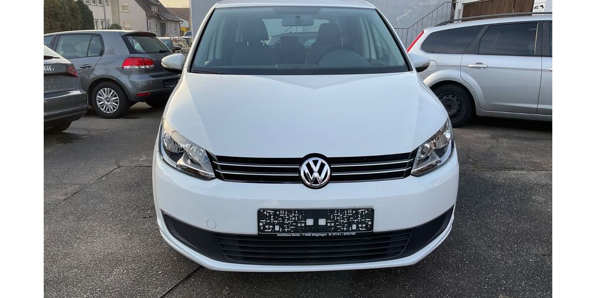 VW Touran 125.900 km 9.800 &euro; Möglingen 71696