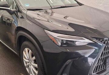 Lexus NX 350h 124.000 km 32.999 &euro; Ditzingen 71254