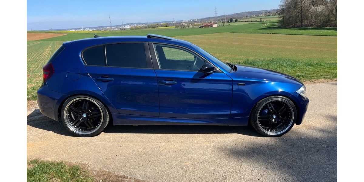 BMW 118 205.000 km 4.400 &euro; Sindelfingen 71067