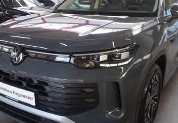 VW Tayron 26.100 km 39.949 &euro; Holzgerlingen bei Stuttgart 71088