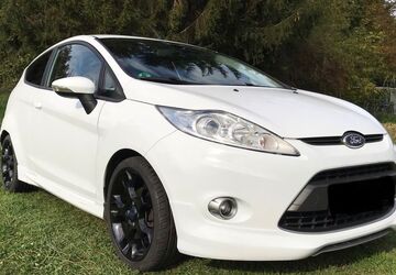Ford Fiesta 180.000 km 4.500 &euro; Köngen 73257
