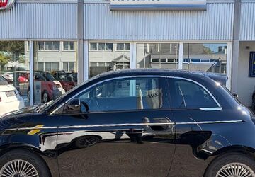 Fiat 500e 7.755 km 22.490 &euro; Asperg 71679