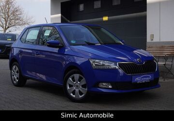 Skoda Fabia 93.000 km 8.350 &euro; Owen 73277