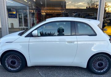 Fiat 500e 11.100 km 16.990 &euro; Asperg 71679