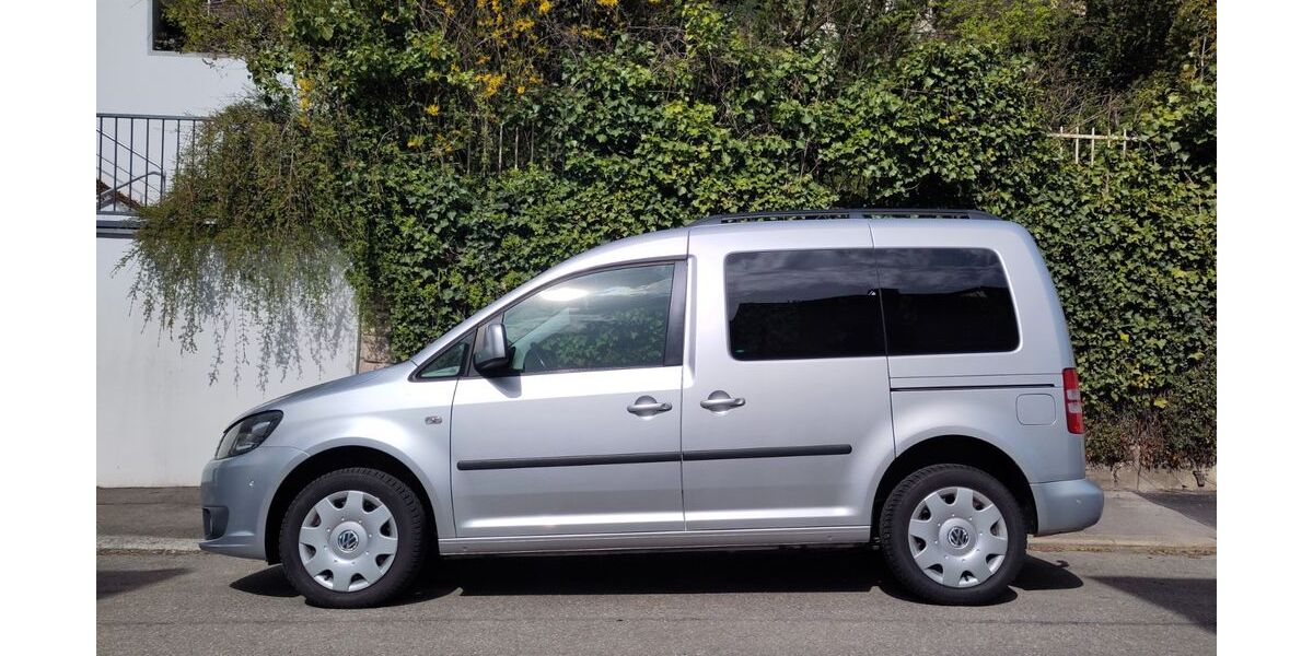 VW Caddy 142.000 km 11.950 &euro; Stuttgart 70199