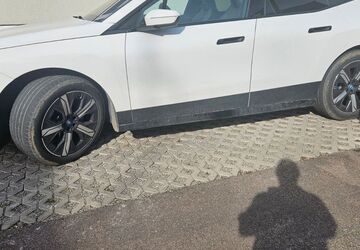 BMW iX 42.500 km 41.000 &euro; Kirchheim unter Teck 73230