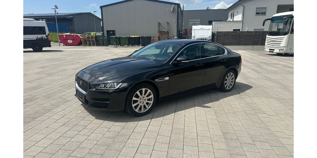 Jaguar XE 29.893 km 18.900 &euro; Oberstenfeld 71720