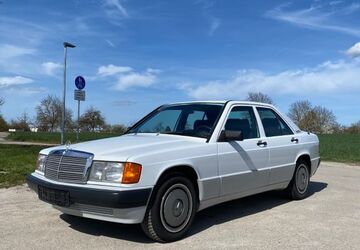 Mercedes-Benz 190 220.500 km 5.999 &euro; Böblingen 71034