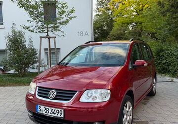 VW Touran 168.000 km 3.990 &euro; Stuttgart 70435
