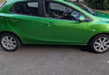 Mazda 2 212.000 km 950 &euro; Tübingen 72072