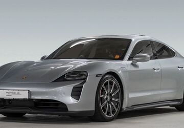 Porsche Taycan 41.900 km 67.700 &euro; Stuttgart 70469