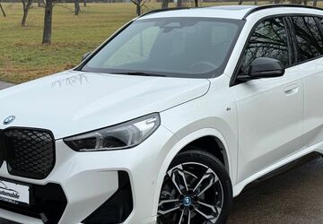 BMW iX1 40.000 km 43.900 &euro; Stuttgart 70599