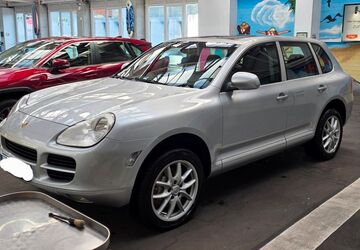 Porsche Cayenne 213.235 km 10.000 &euro; Stuttgart 70374