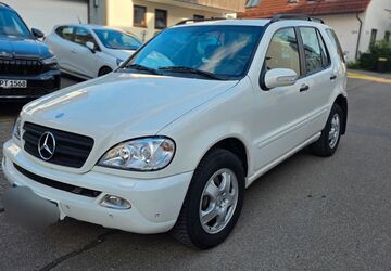 Mercedes-Benz ML 270 226.000 km 4.999 &euro; Dettingen 73265