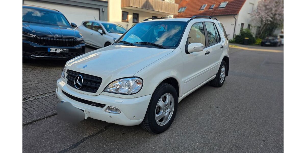 Mercedes-Benz ML 270 226.000 km 4.999 &euro; Dettingen 73265