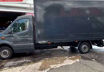 Mercedes-Benz Sprinter 147.900 km 28.999 &euro; Sindelfingen 71065