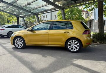 VW Golf 129.098 km 13.990 &euro; Stuttgart 70188