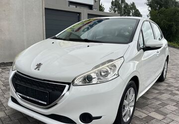 Peugeot 208 161.000 km 3.900 &euro; Backnang 71522
