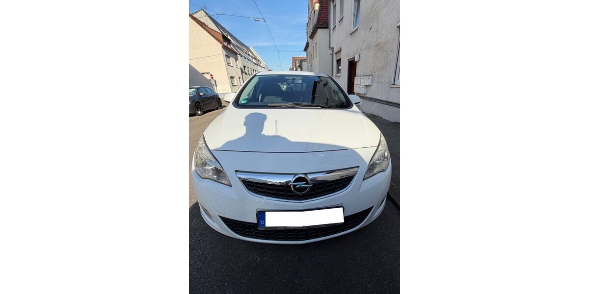 Opel Astra 160.000 km 6.999 &euro; Stuttgart 70435