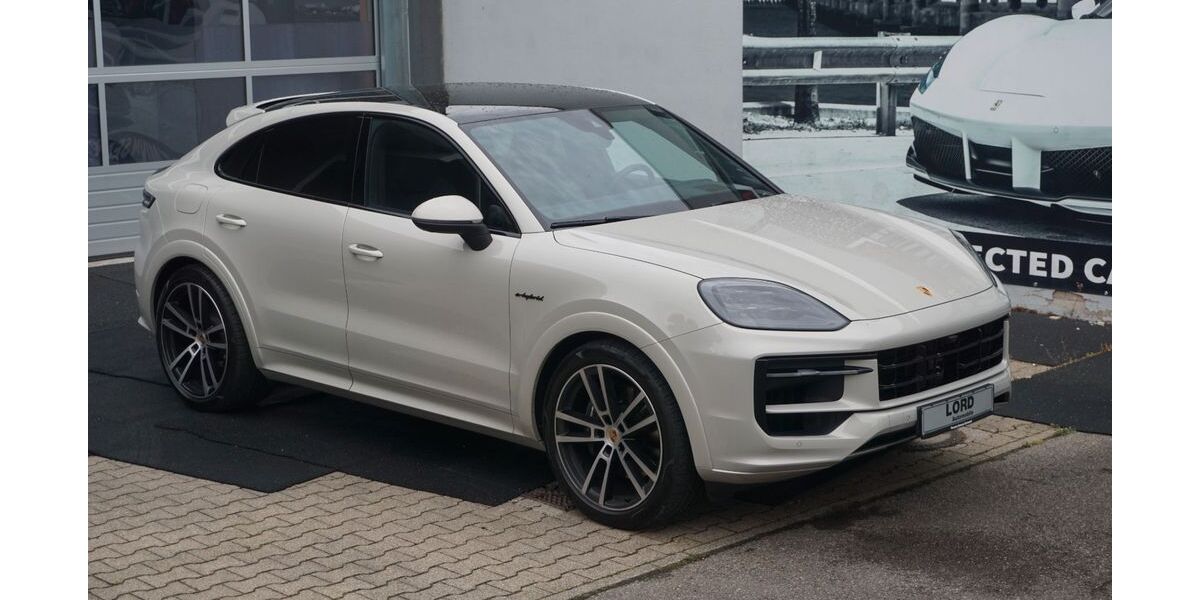 Porsche Cayenne 42.950 km 96.999 &euro; Stuttgart 70499