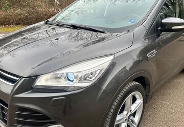 Ford Kuga 183.000 km 10.690 &euro; Freiberg am Neckar 71691