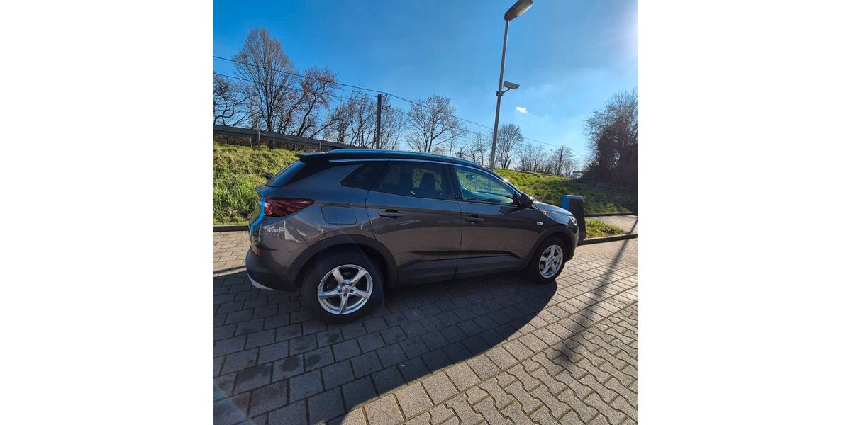 Opel Grandland (X) 80.600 km 14.700 &euro; Remseck 71686