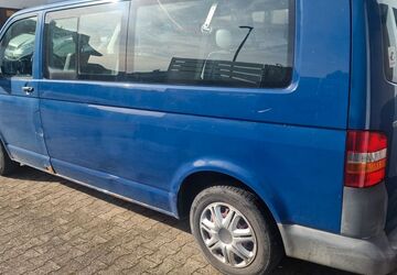VW T5 Transporter 210.000 km 3.799 &euro; Weinstadt 71384