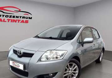 Toyota Auris 113.000 km 4.750 &euro; Holzgerlingen 71088
