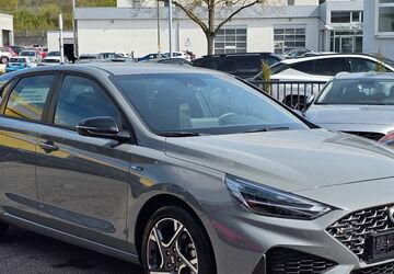 Hyundai i30 9.293 km 20.950 &euro; Leonberg 71229