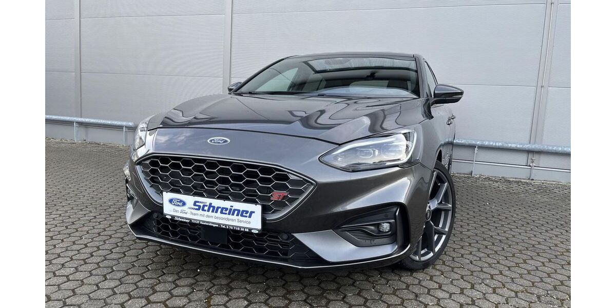 Ford Focus 93.000 km 20.990 &euro; Kusterdingen 72127