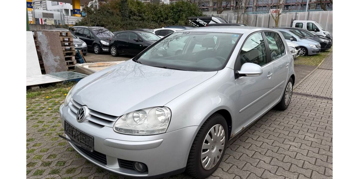 VW Golf 250.000 km 999 &euro; Nürtingen bei Stuttgart 72622